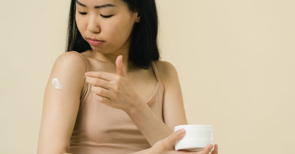口コミ評価の高い保湿クリームTOP5。使用感・成分・満足度で総合的に選ばれた逸品。