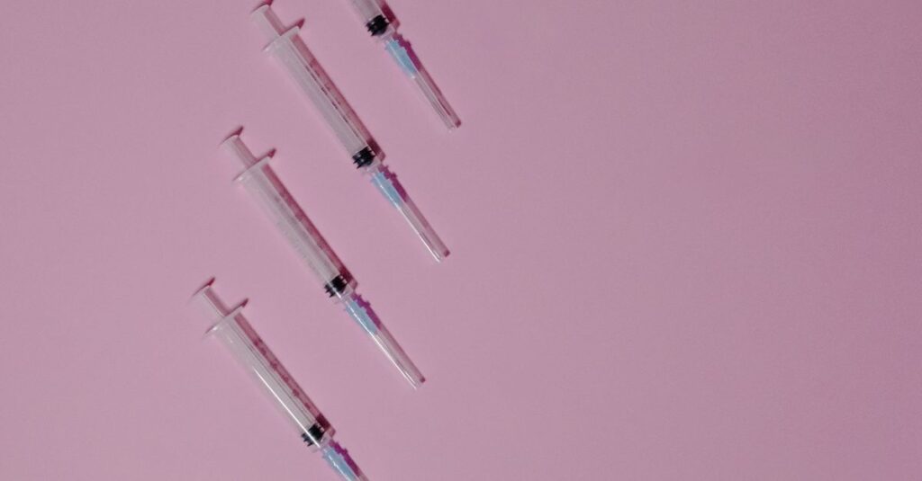 ニードル美容液がもたらす肌への効果とその仕組みを解説するイメージ画像